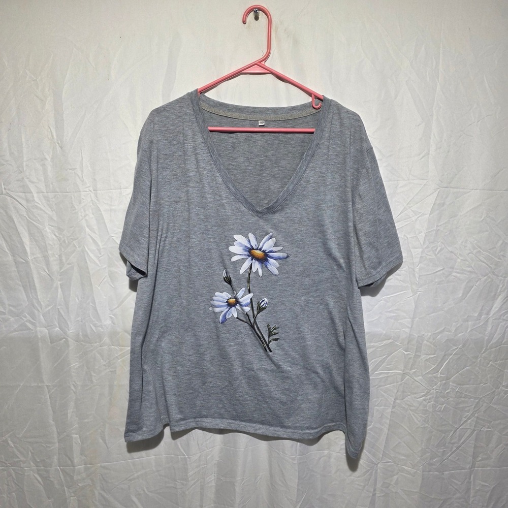 Womens Heather Gray Daisy Floral V-Neck Short Sleeve T-Shirt Size 2XL